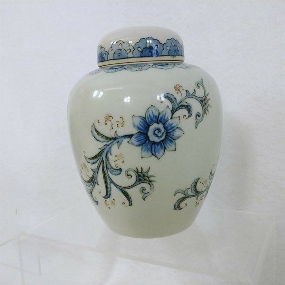 Andrea By Sadek Other - Ginger Jar White Blue Floral Andrea By Sadek 6" Vintage Home Decor